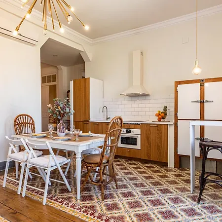 Apartment Cozy Amazing Location *